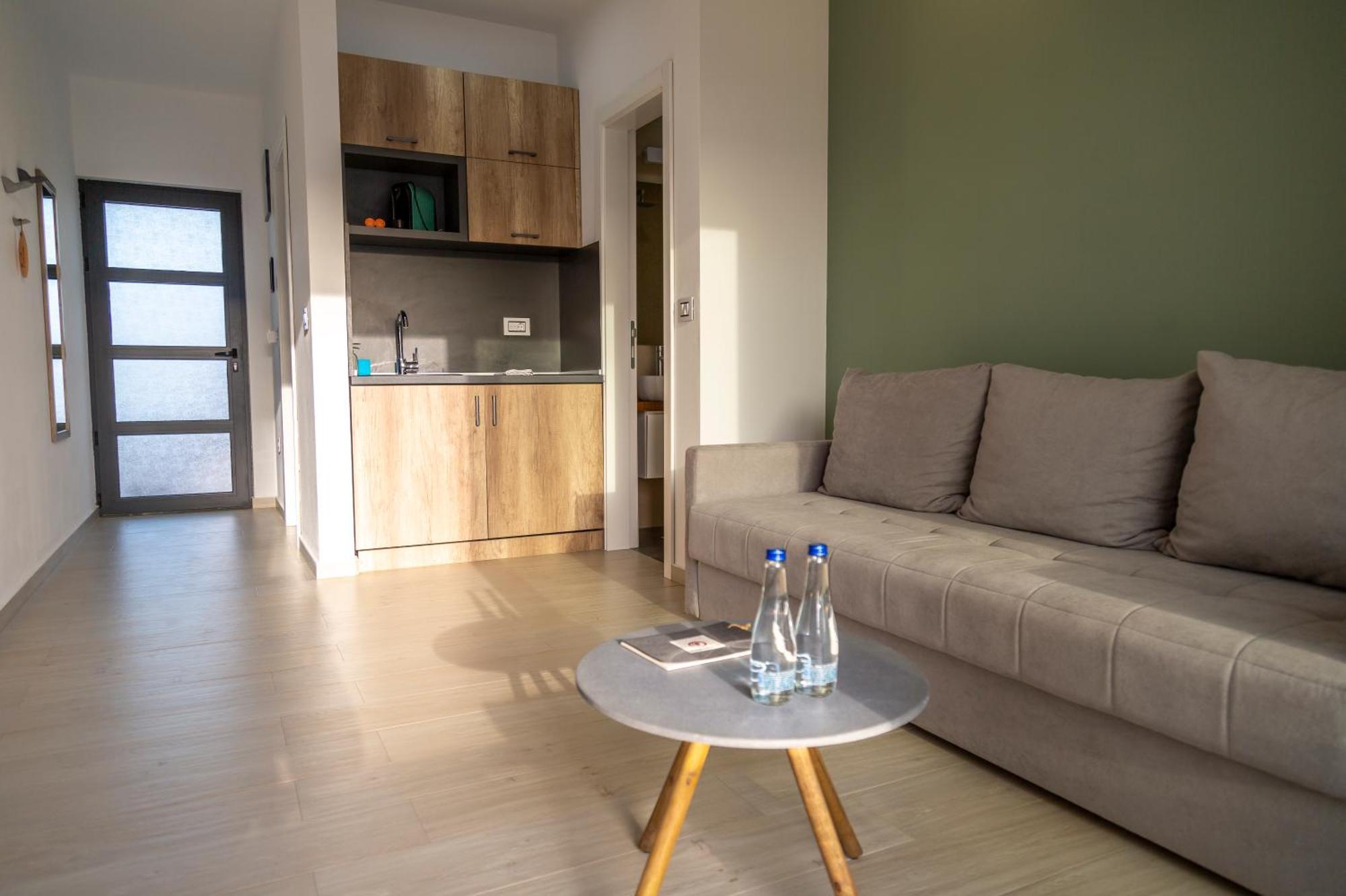 Kiteriders Garden Villas Улцин Екстериор снимка